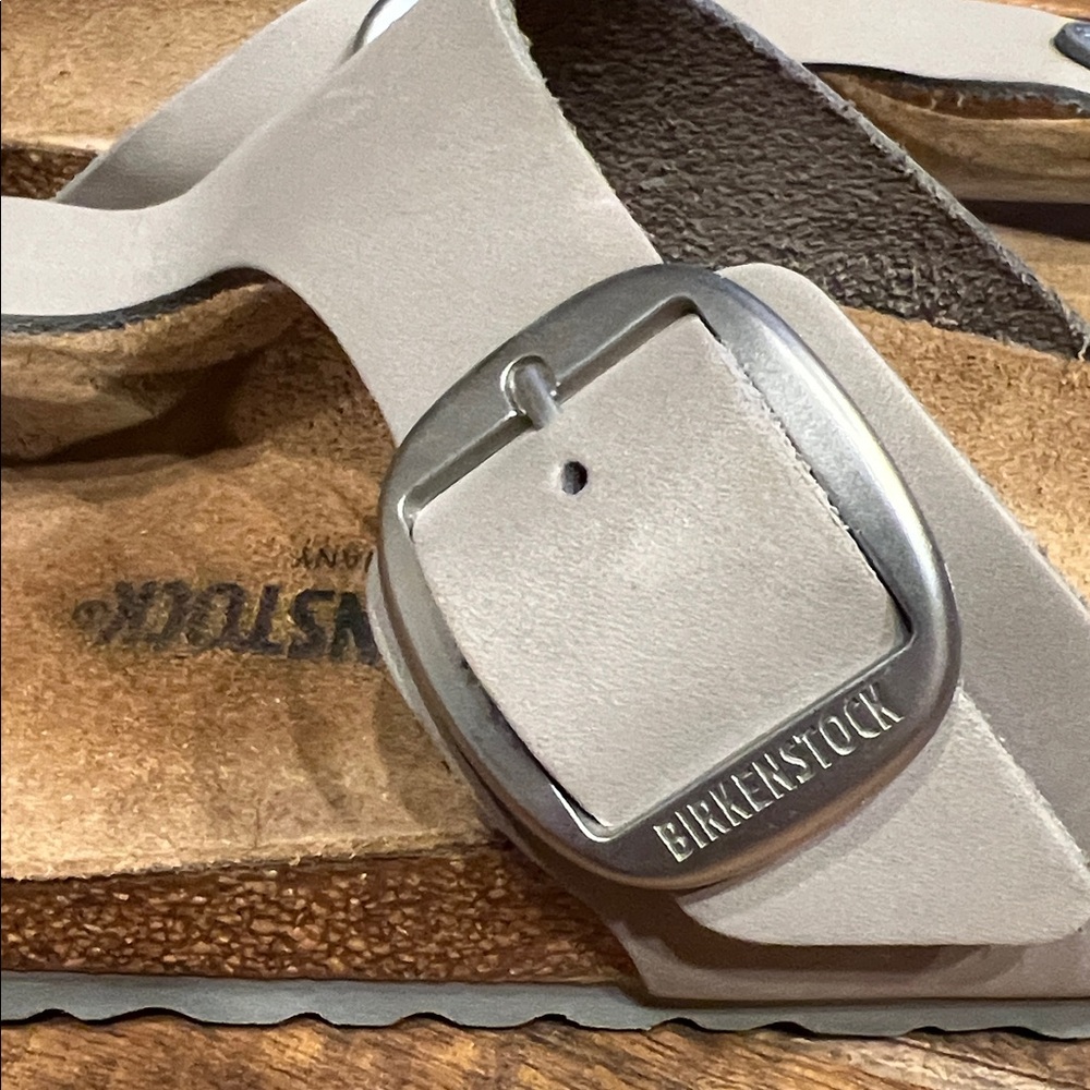(2) Pairs of Birkenstock Gizeh 40 / 9 - Picture 10 of 10